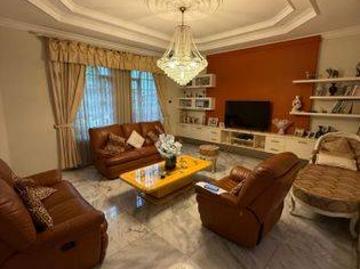 Rumah disewa di Pluit, Jakarta Utara