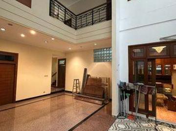 Rumah disewa di Pluit, Jakarta Utara