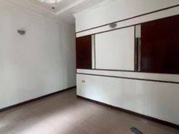 Rumah disewa di Pluit, Jakarta Utara