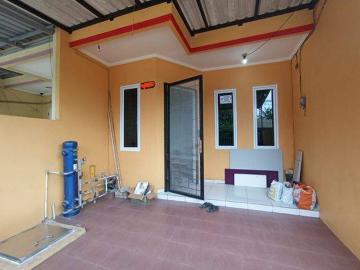 Rumah disewa di Taman Surya, Jakarta Barat