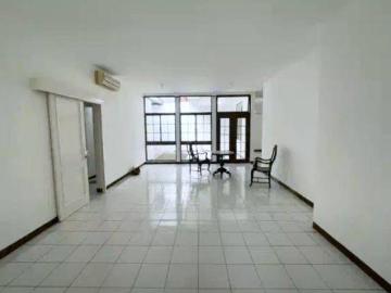 Rumah disewa di Tanjung Barat, Jakarta Selatan
