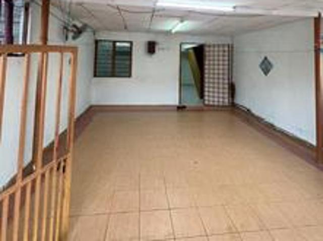 rumah double storey taman plentong baru jalan kemboja