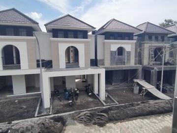 Rumah Dua Lantai Murah