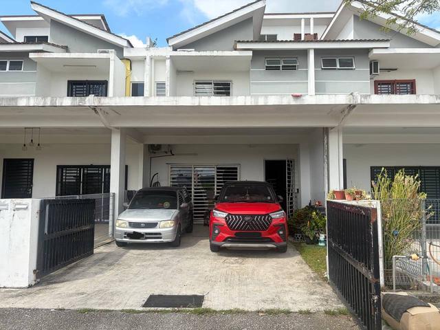 RUMAH FAMILY AREASUBSALE BAWAH RM500K Jalan YPJ 21 Taman YPJ