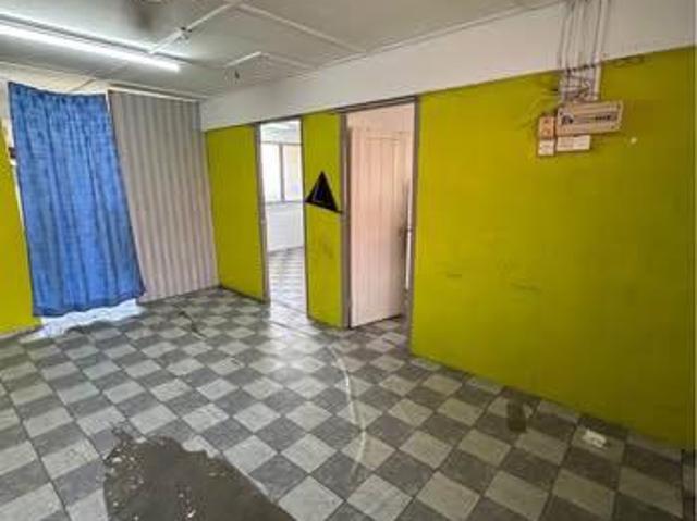 Rumah Flat Bukit Kecil