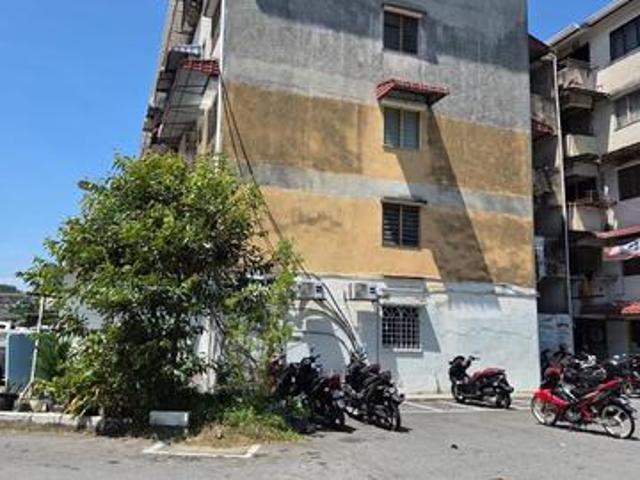 Rumah flat Damai court cheras tingkat 4