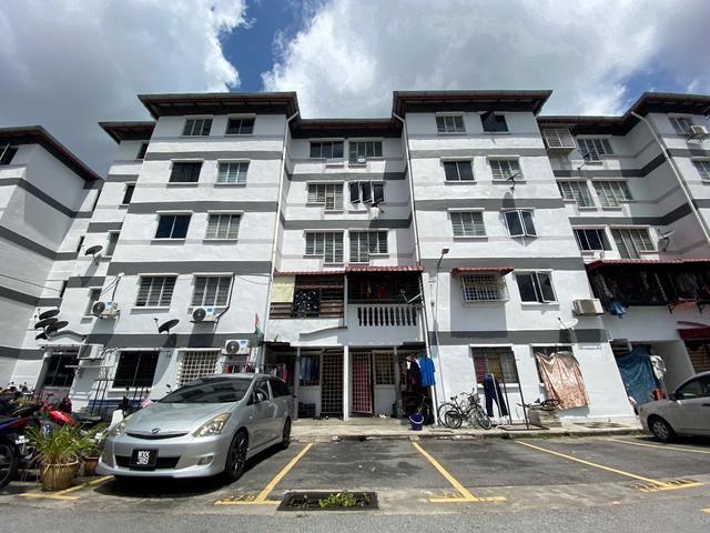 Rumah flat fiona batu Caves block F02 tingkat 3 740sf