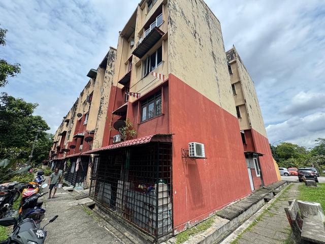 Rumah flat pkns Jalan 193 Seksyen 19 tingkat 3 sahaja
