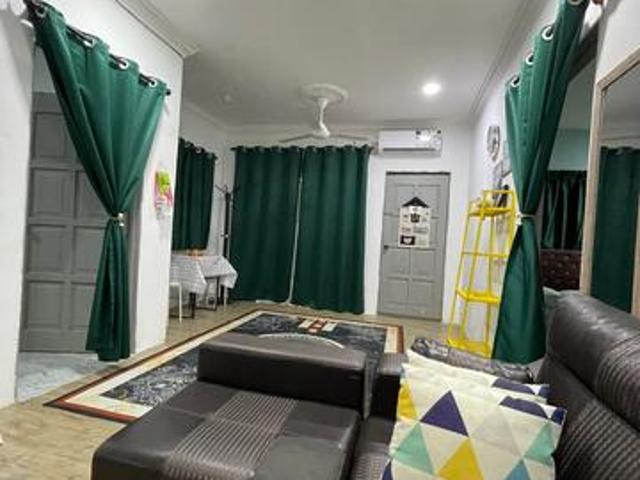 Rumah Homestay untuk Di Sewa Rumah Landed