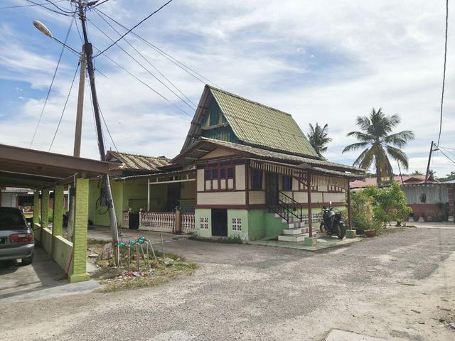 RUMAH KAMPUNG FREEHOLD Serkam Pantai Merlimau Melaka