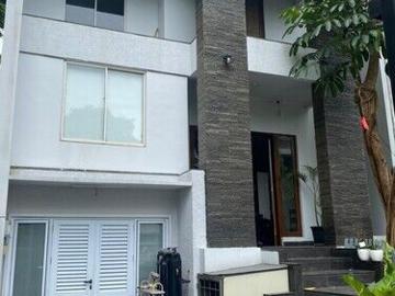 Rumah Katamaran Indah 2,5Lt 8x25 4+1KT SHM Cluster Favorit di PIK 1