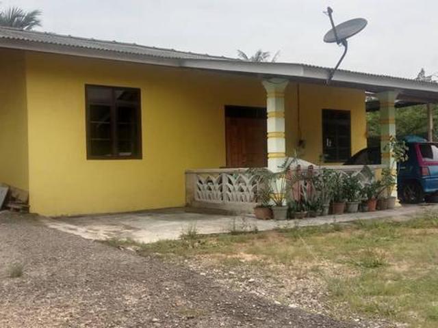 rumah kg untuk dijual
