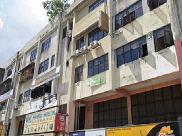 Rumah kedai jalan sbc 1 batu Caves tingkat 2