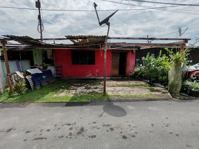 Rumah Kos Rendah Senaling 2 For Sale