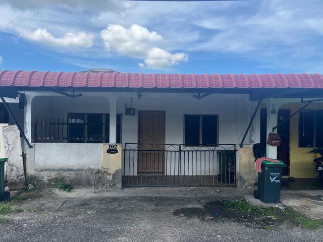 Rumah Kos Rendah Taman Sri Kemuning Berdekatan Hospital