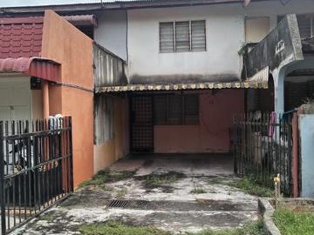 Rumah Kos Rendah Taman Yayasan Segamat Untuk Dijual LOW DEPO
