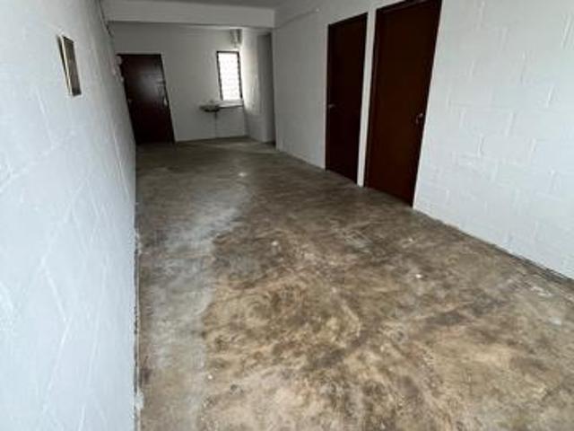 Rumah Kos Rendah untuk Dijual