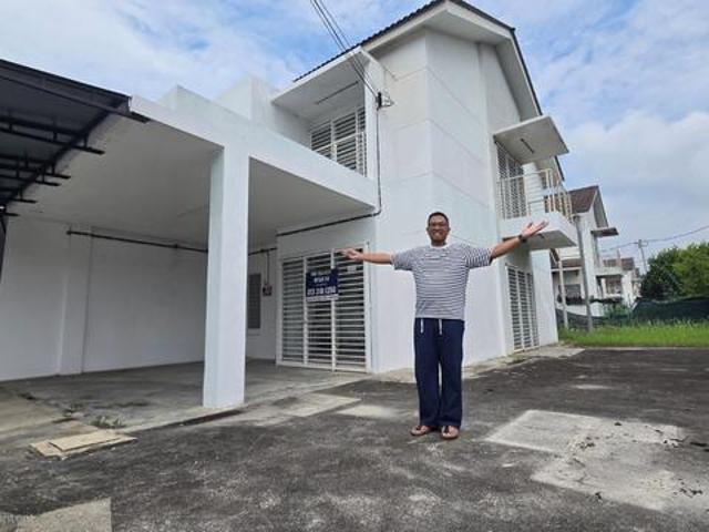 Rumah Landed Corner Lot Untuk Dijual di Puncak Alam
