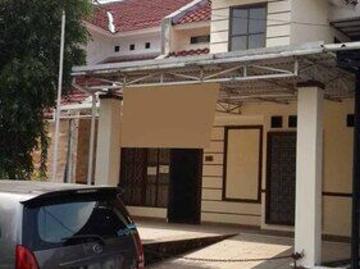 Rumah Lippo Cikarang, Cluster Dago Villas, Bekasi, 8x22 m, 2 Lt, SHM TSI/17125