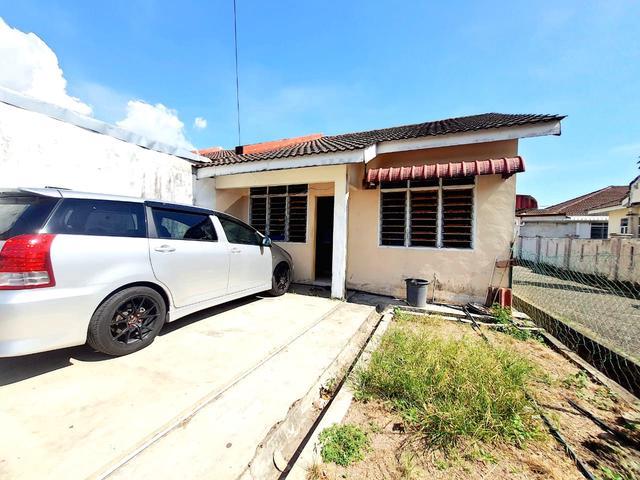 Rumah lot tepi basic unit