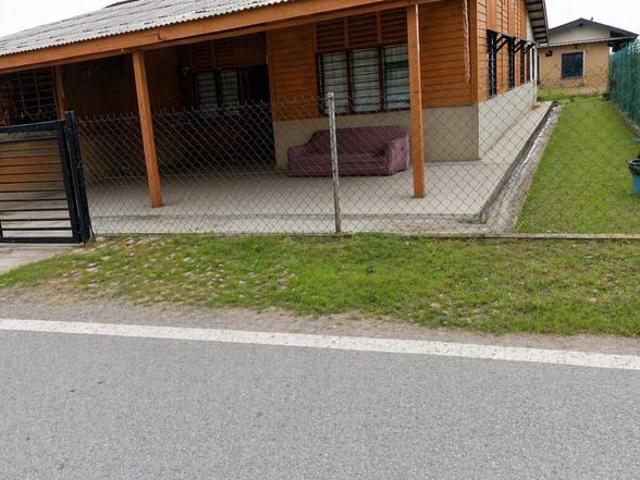 Rumah Lot Teres