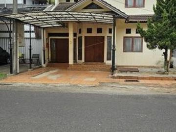 Rumah Luas di Bypass Soekarna Hatta Sebrang Metro Indah Mall Bandung