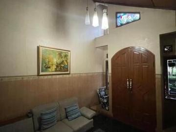 Rumah Luas Posisi Hook di Komplek Cisaranten Kulon Arcamanik Kota Bandung