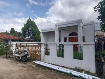 Rumah Luas 1,5 Lantai Tapos Dekat Cimanggis Golf Estate UNL Royes
