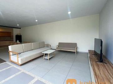Rumah Lux Full Furnished Dikawasan Kotabaru Parahyangan