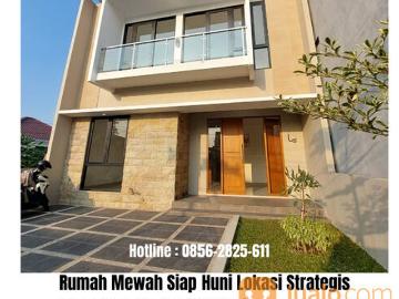 RUMAH MEWAH LOKASI STRATEGIS AREA TIRTONIRMOLO BANTUL 5 MENIT KAMPUS UMY