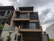 Rumah North Emerald Mansion Citraland FULL Furnished plus Kolam Renang