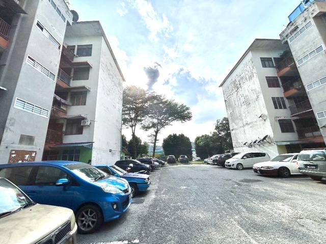 Rumah Pangsa Lobak Seremban
