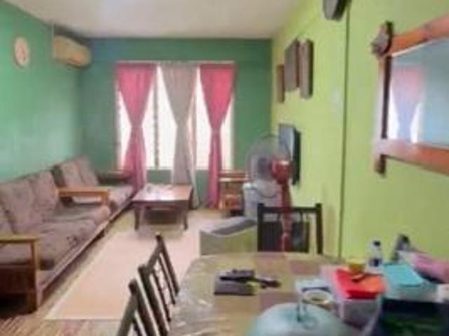 Rumah Pangsa Sri Lanang Taman Desa Tebrau