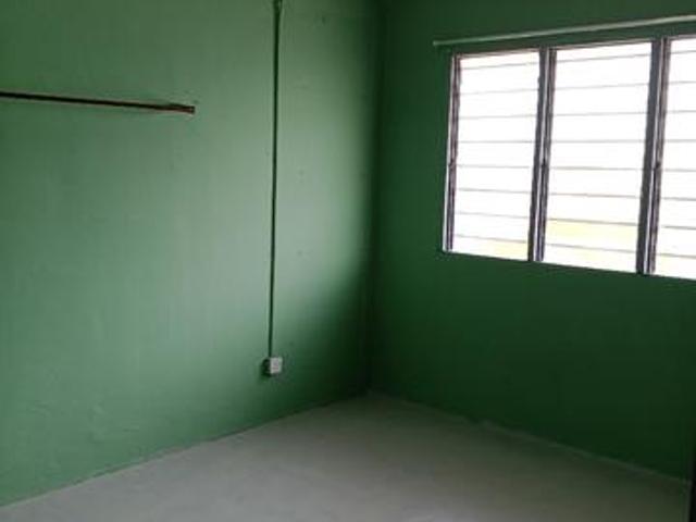 Rumah Pangsa Pandan Malim
