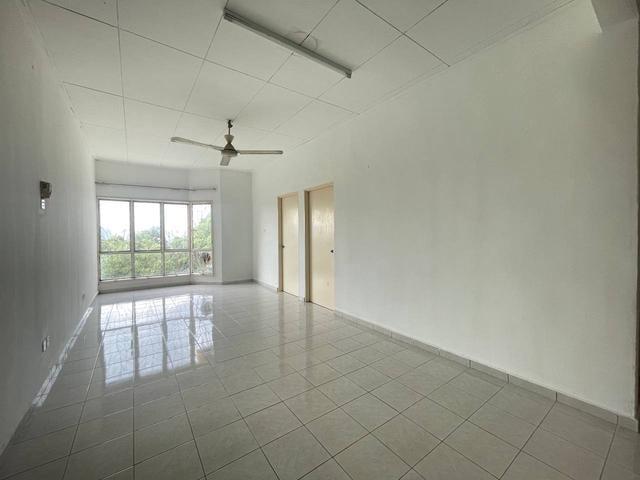 Rumah Pangsapuri Merak Bandar Kinrara Dekat LRT untuk Dijual