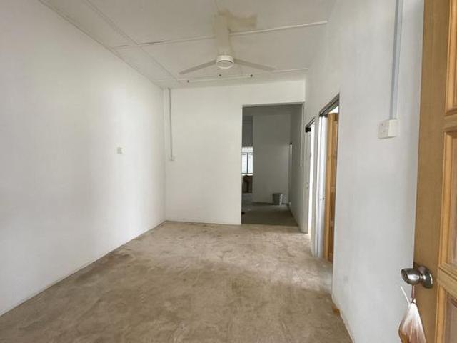 RUMAH PERTAMA Teres Freehold Taman Tas Kuantan