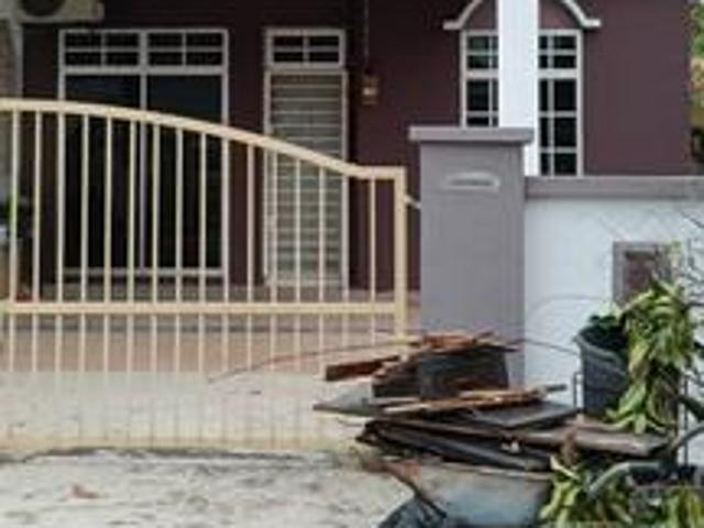 Rumah semi d bandar Baharu untuk dijual