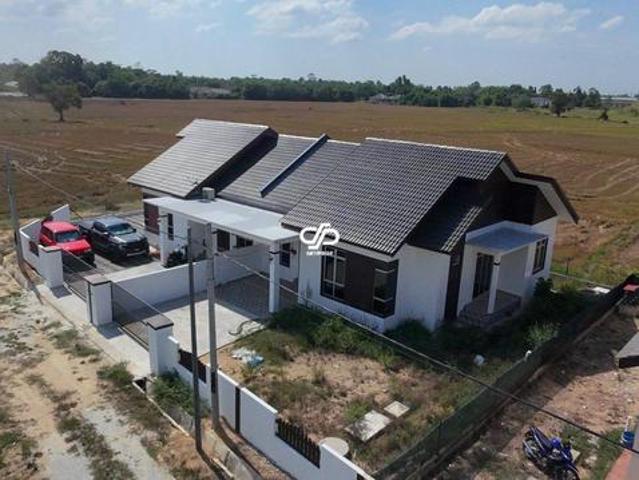 Rumah Semi D Mampu Milik di Padang Halban Melor
