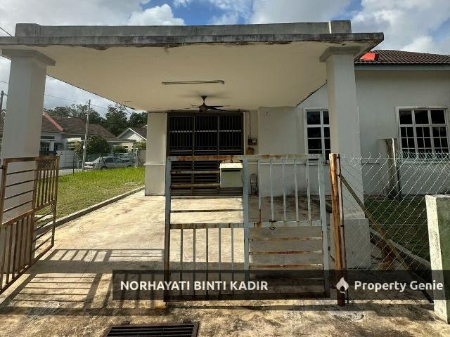 RUMAH SEMI D SETINGKAT DI TAMAN KEMPADANG MAJU, KUANTAN