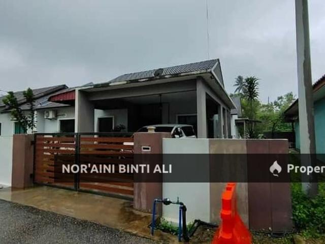 RUMAH SEMI D SETINGKAT, SURA HUJUNG, DUNGUN
