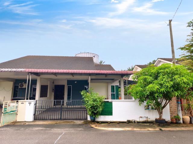 Rumah Semi D Setingkat Untuk dijual