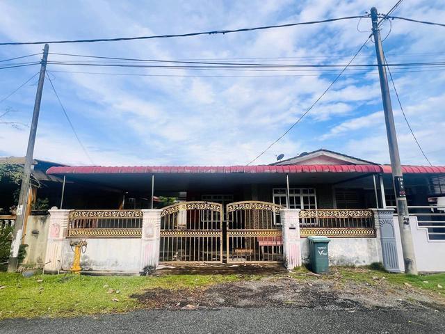 Rumah Semi D Size Besar Siap Renovate Bawah Harga Pasaran