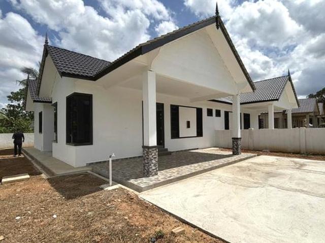 Rumah SEMID 2UNIT 4BILIK LANTAI 1480KPS KG PAK MADAH BUKIT PAYUNG