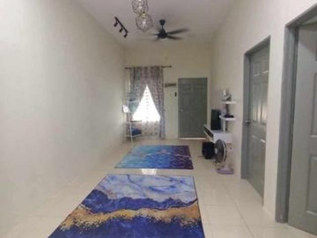 RUMAH SEMiD RESIDEN 6 BANDAR SETIAWAN PERDANA
