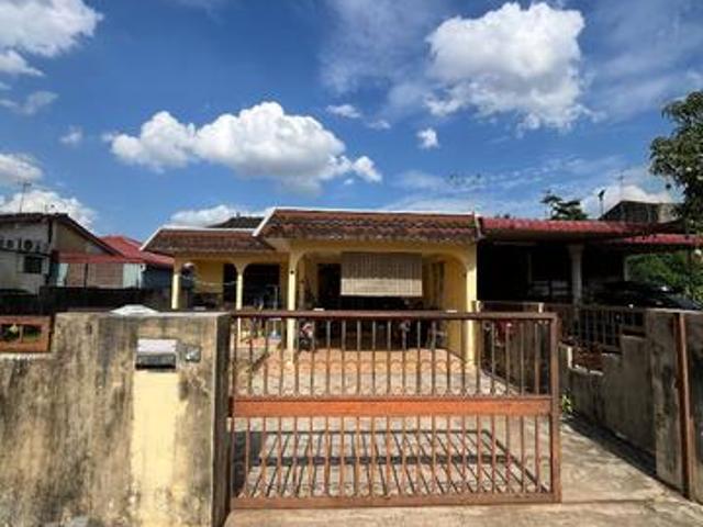 Rumah SemiD setingkat di Taman Golf Alor Setar untuk dijual