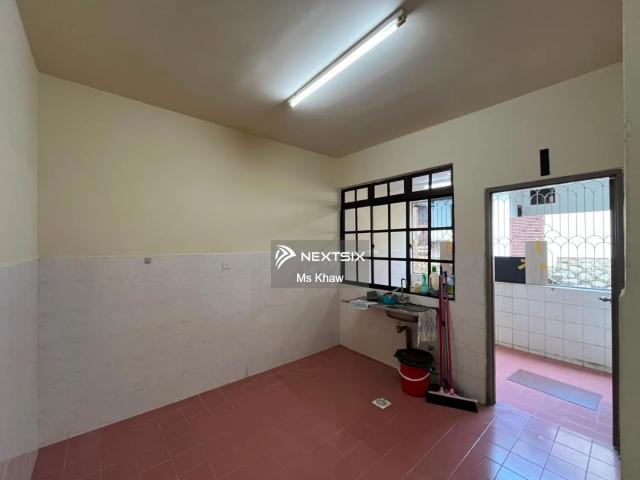 Full loan, low depo & 1k installment flat Seksyen 7 Shah Alam for sale