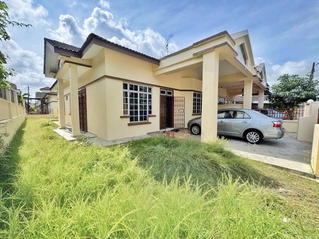 Rumah Setingkat SemiD Big BuildUp Bandar Putra Kulai