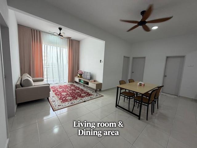 Rumah Sewa Adelia 4