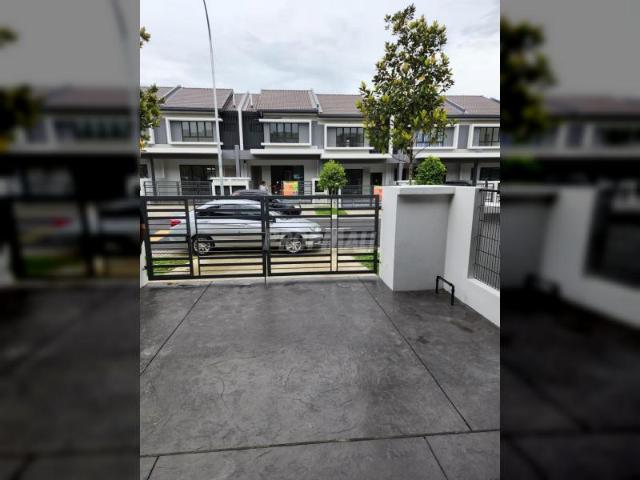 Rumah Sewa Double Storey Caledonia Kota Puteri