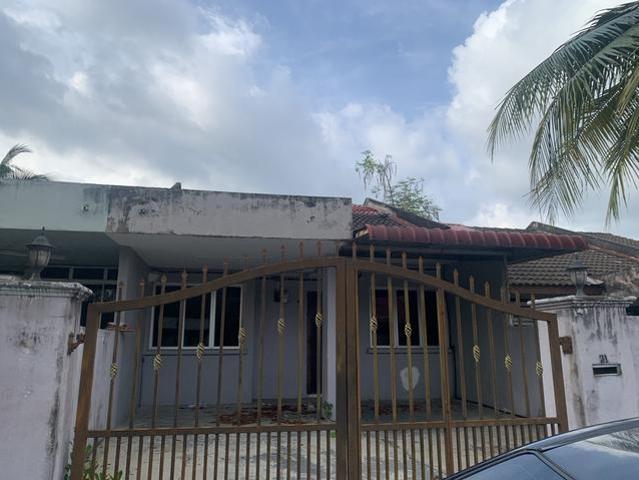 Rumah single storey Jalan Teratai
